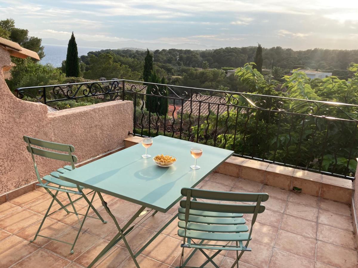 10 A 12 Pers Famille Amateurs Randonnee Boulouris Panorama Saint Raphael Tennis Piscine Partage Eksteriør billede